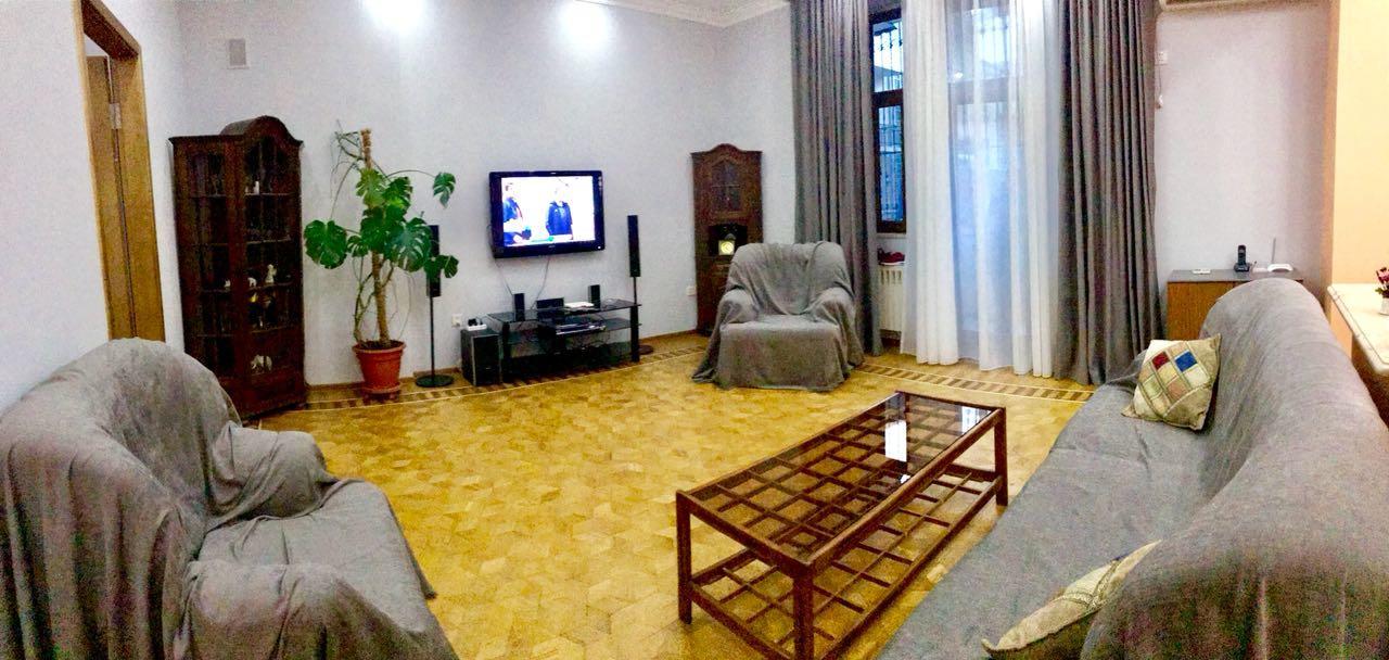 Apartamento Calm Center Of Bakú Exterior foto